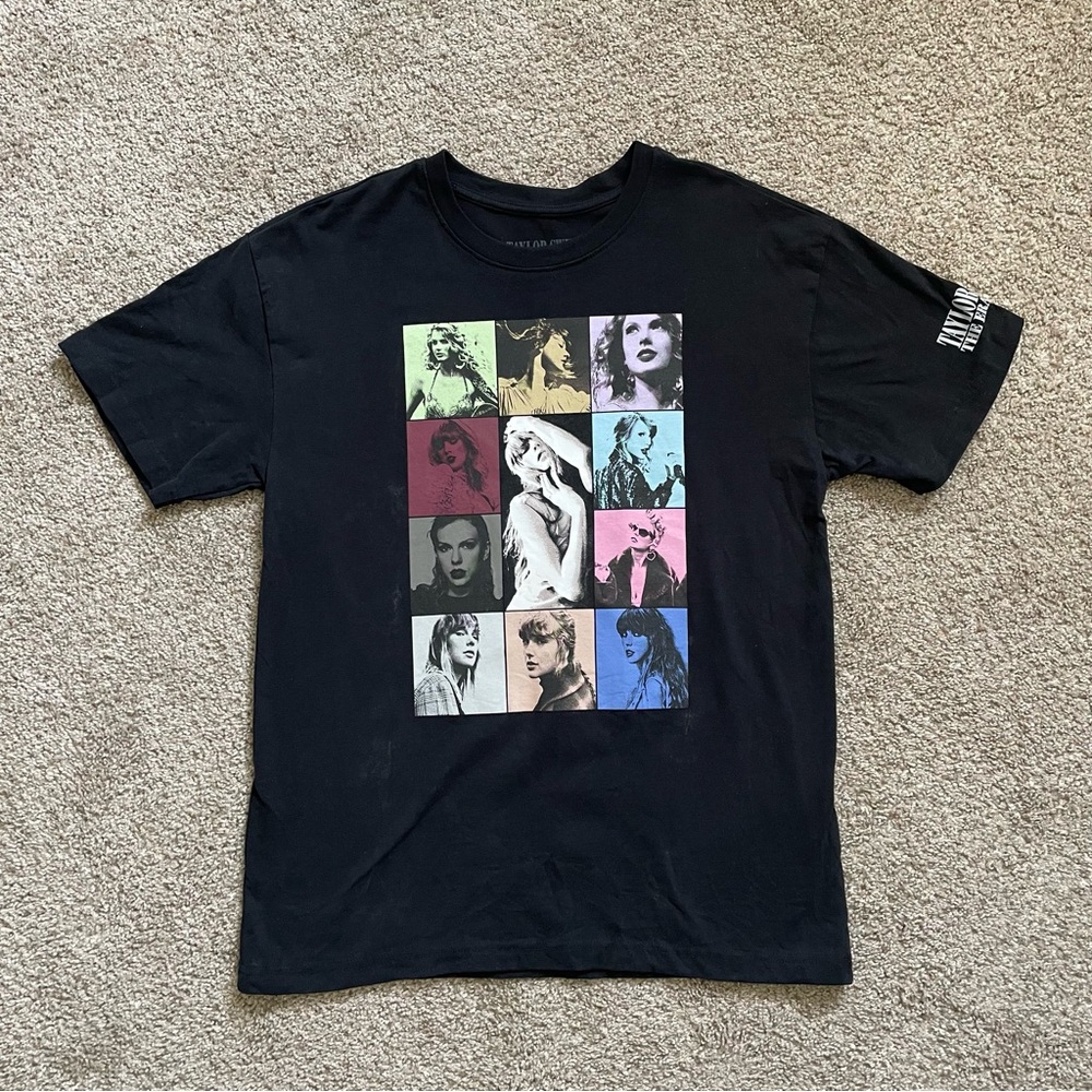 Taylor Swift Eras Tour T-Shirt Black Size Medium Graphic Concert Merch